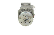 Kompresor klimatizace Mitsubishi 090155122